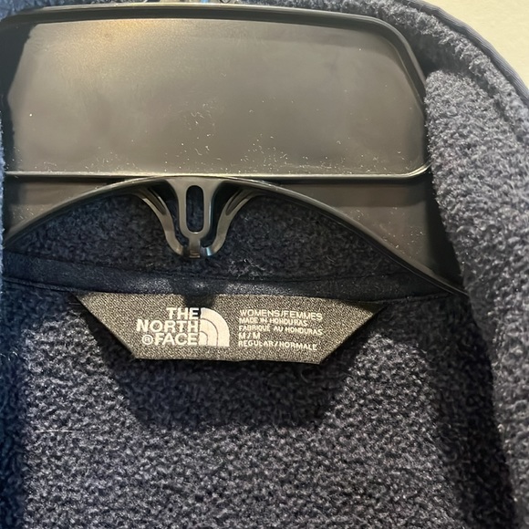 The North Face Fleece Jacket - Picture 5 of 7